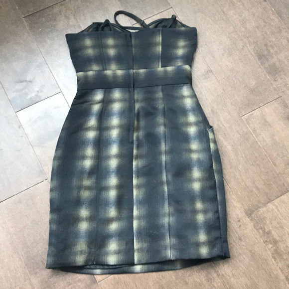 H&M Dress - Picture 4 of 7